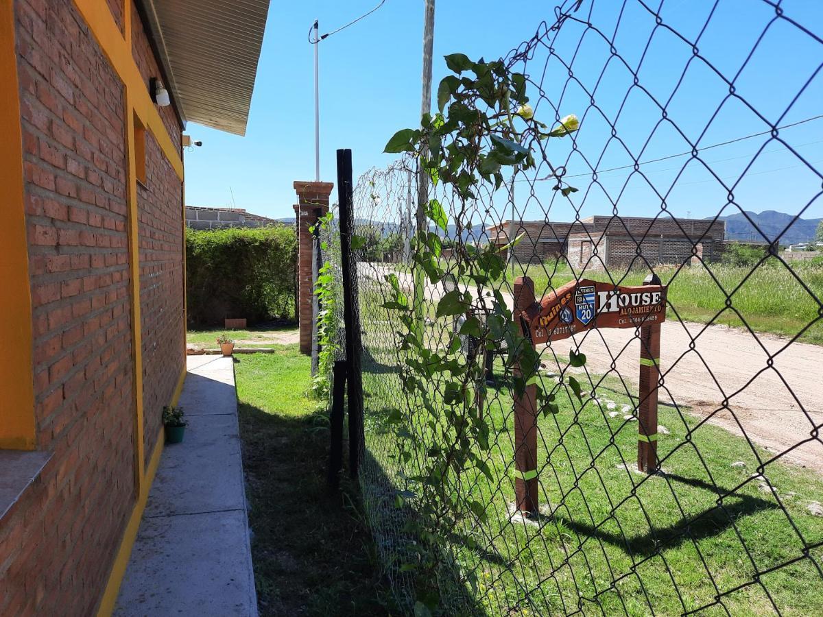 Ruta 20 House Quines公寓 外观 照片